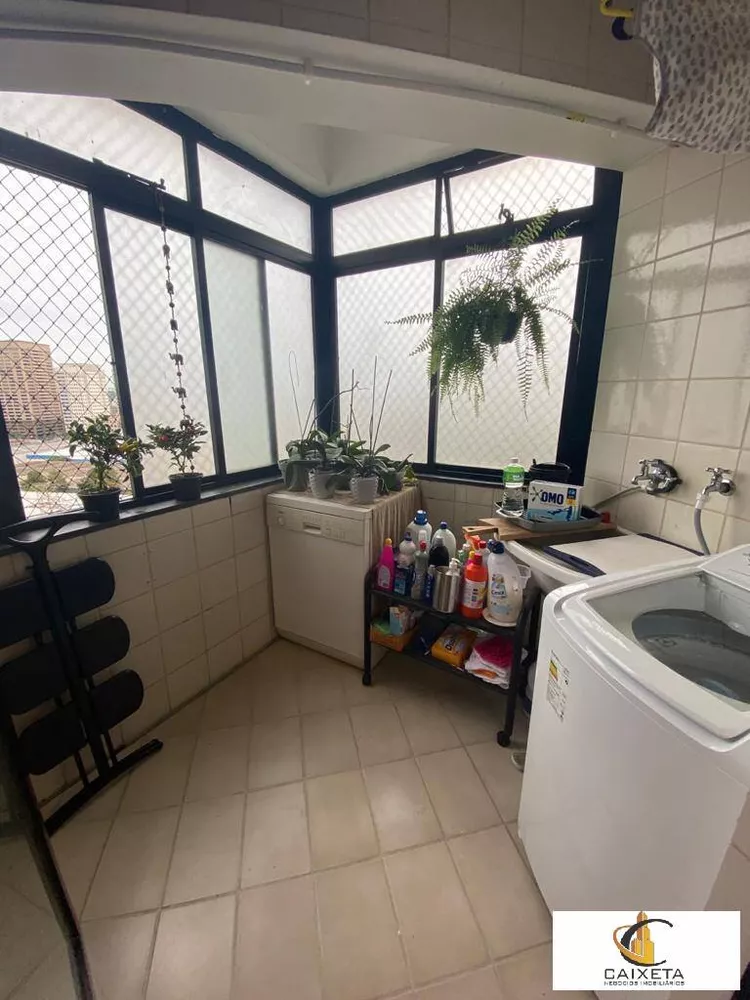 Apartamento à venda com 3 quartos, 114m² - Foto 4