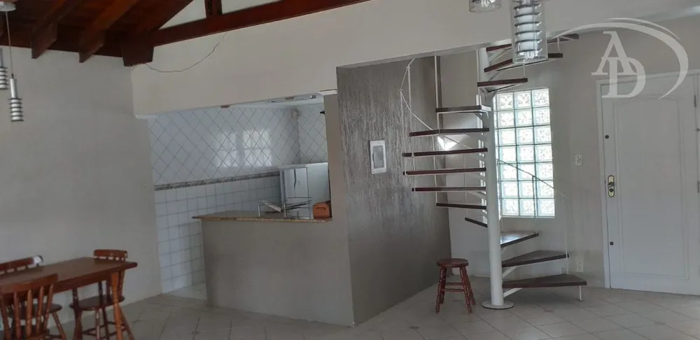 Casa, 3 quartos, 215 m² - Foto 4