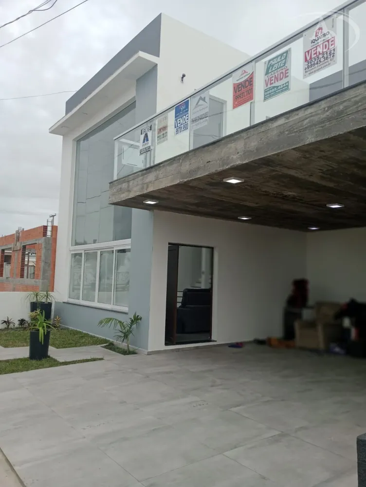 Casa, 3 quartos, 250 m² - Foto 1