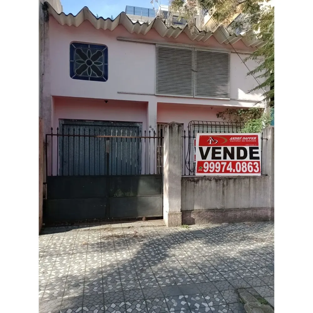Casa, 4 quartos, 260 m² - Foto 1