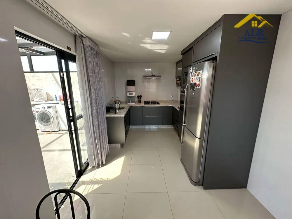 Sobrado, 3 quartos, 196 m² - Foto 11