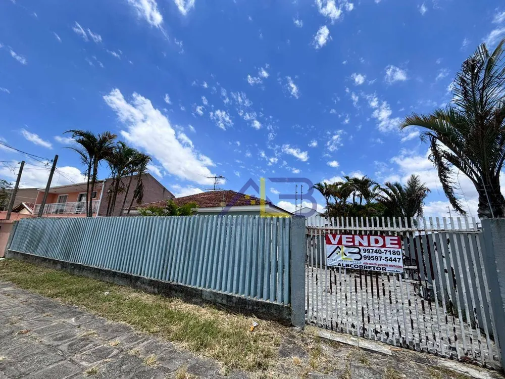 Casa, 5 quartos, 226 m² - Foto 1