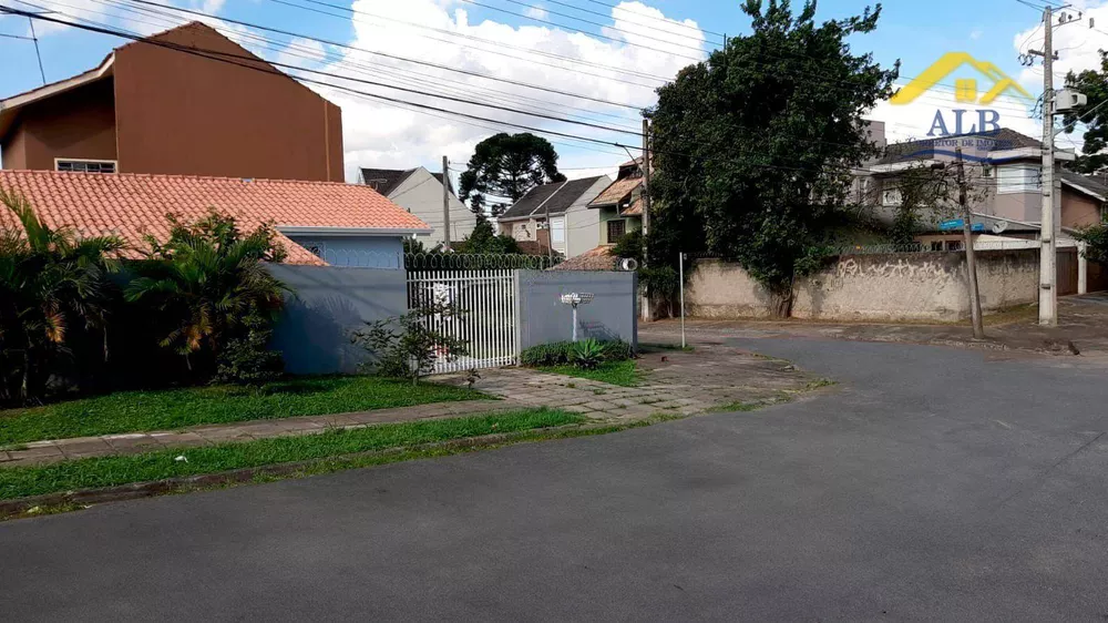 Casa à venda com 2 quartos, 80m² - Foto 2