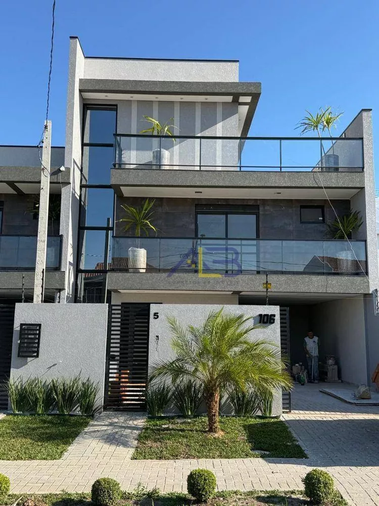 Sobrado, 3 quartos, 169 m² - Foto 1