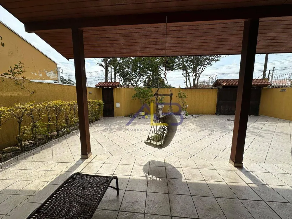 Casa, 4 quartos, 216 m² - Foto 3