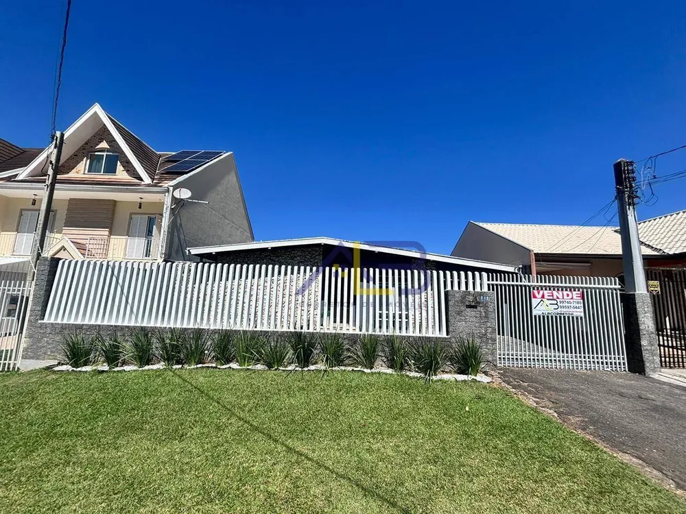 Casa, 4 quartos, 211 m² - Foto 1