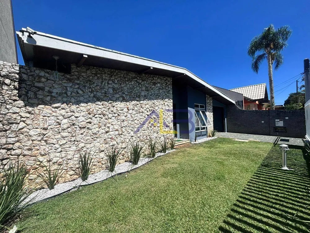 Casa, 4 quartos, 211 m² - Foto 2