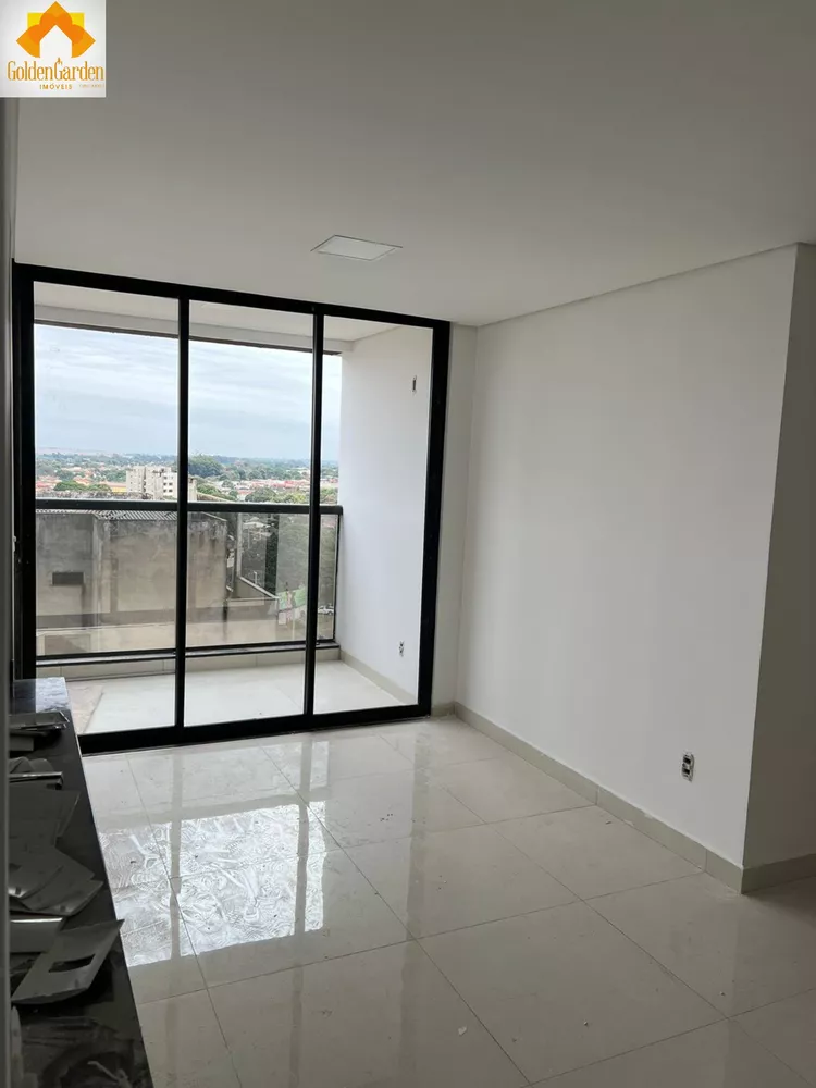 Apartamento à venda com 3 quartos, 116m² - Foto 2