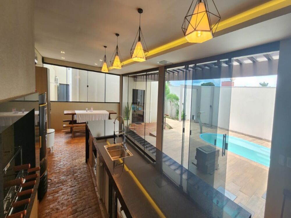 Casa, 3 quartos, 365 m² - Foto 3