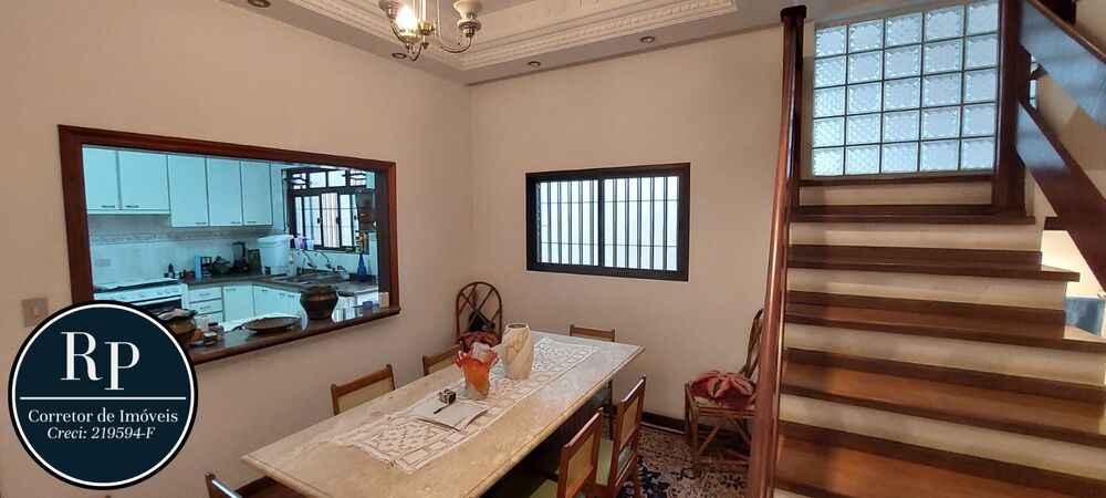 Casa, 4 quartos, 270 m² - Foto 2