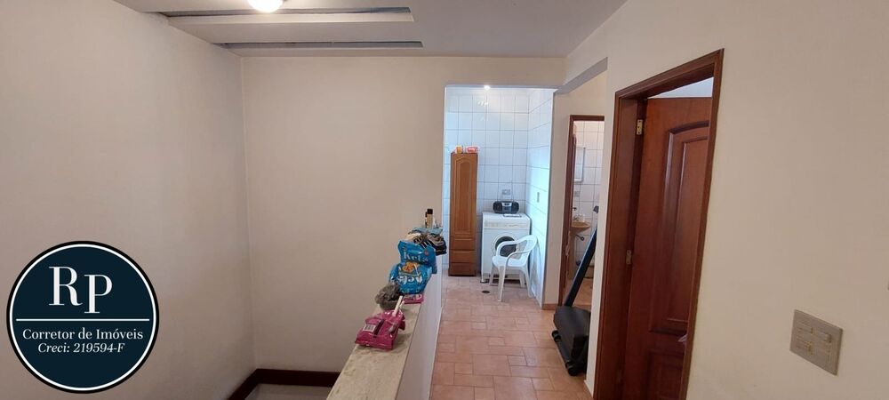 Casa, 4 quartos, 270 m² - Foto 12