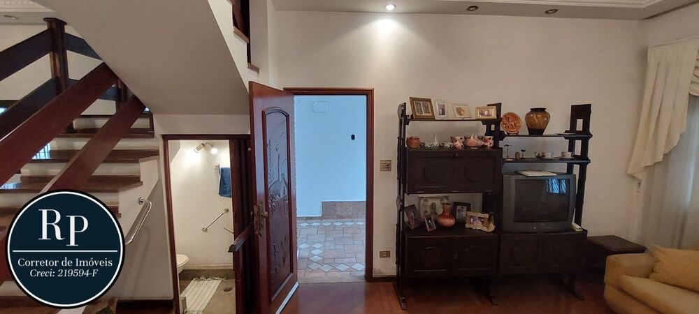 Casa, 4 quartos, 270 m² - Foto 4