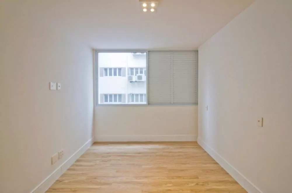 Apartamento à venda com 3 quartos, 110m² - Foto 27