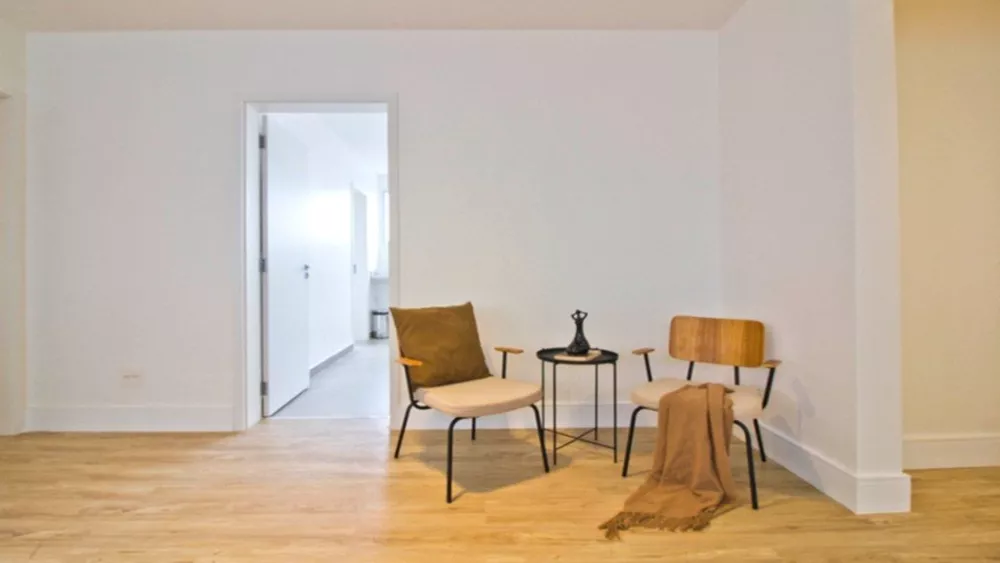 Apartamento à venda com 3 quartos, 110m² - Foto 2