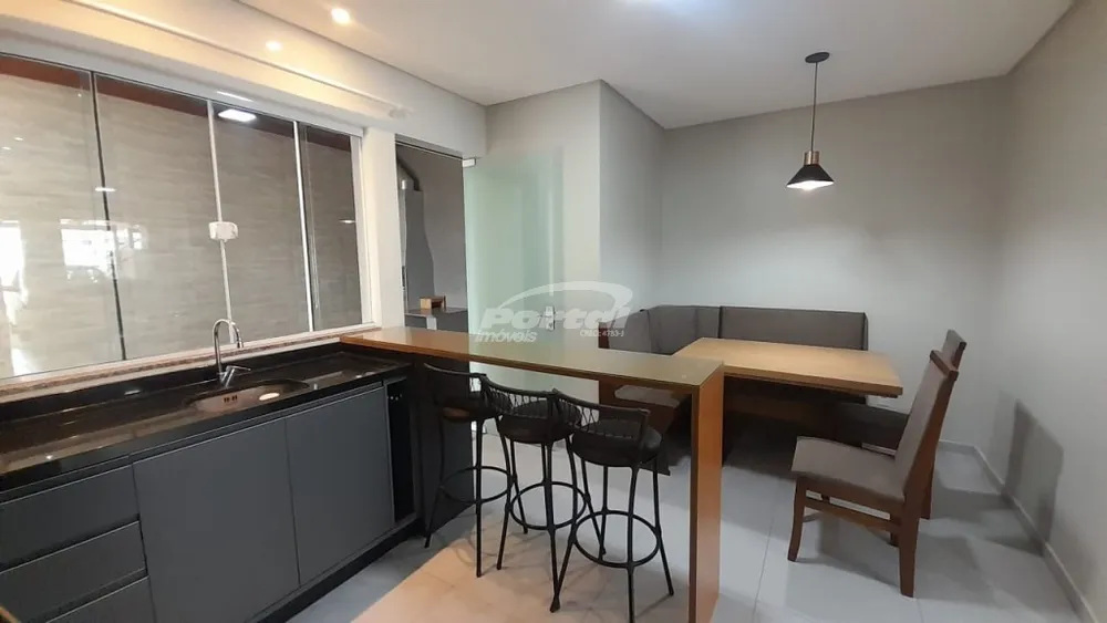 Casa, 3 quartos, 82 m² - Foto 1