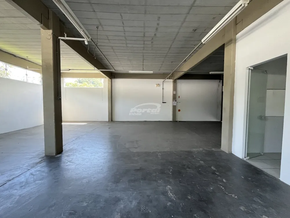 Depósito-Galpão, 319 m² - Foto 1