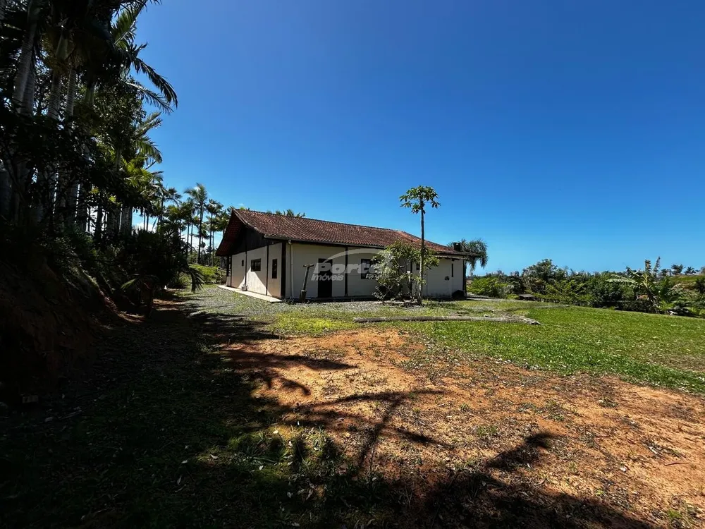Chácara, 2 quartos, 2051 m² - Foto 6