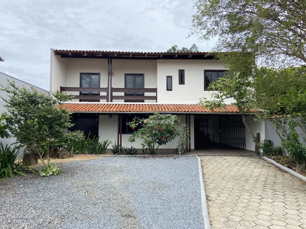 Casa, 4 quartos, 240 m² - Foto 4