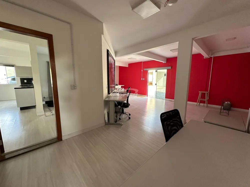 Casa, 4 quartos, 210 m² - Foto 3