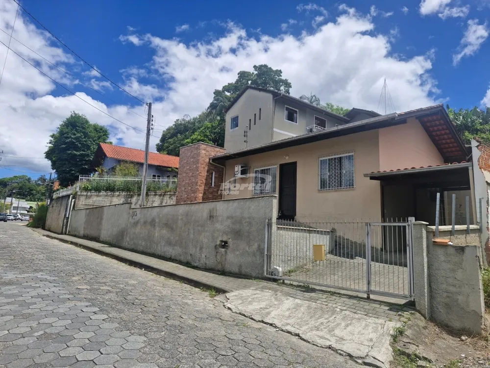 Casa, 3 quartos, 90 m² - Foto 1