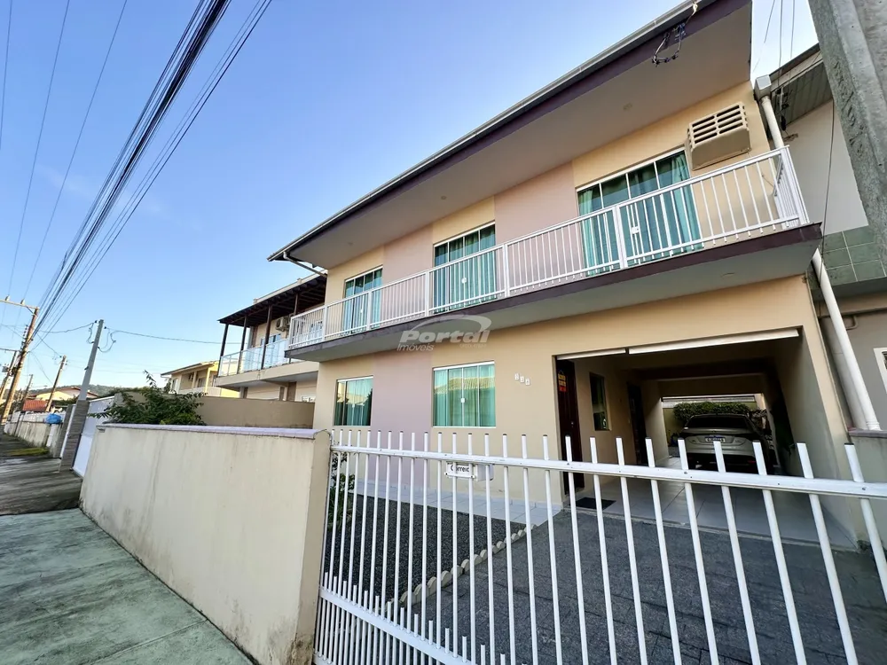 Casa, 6 quartos, 100 m² - Foto 8