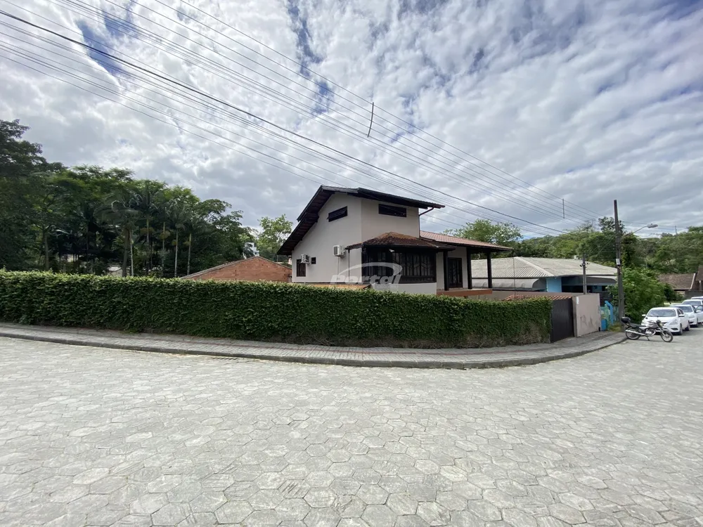 Casa, 3 quartos, 261 m² - Foto 3