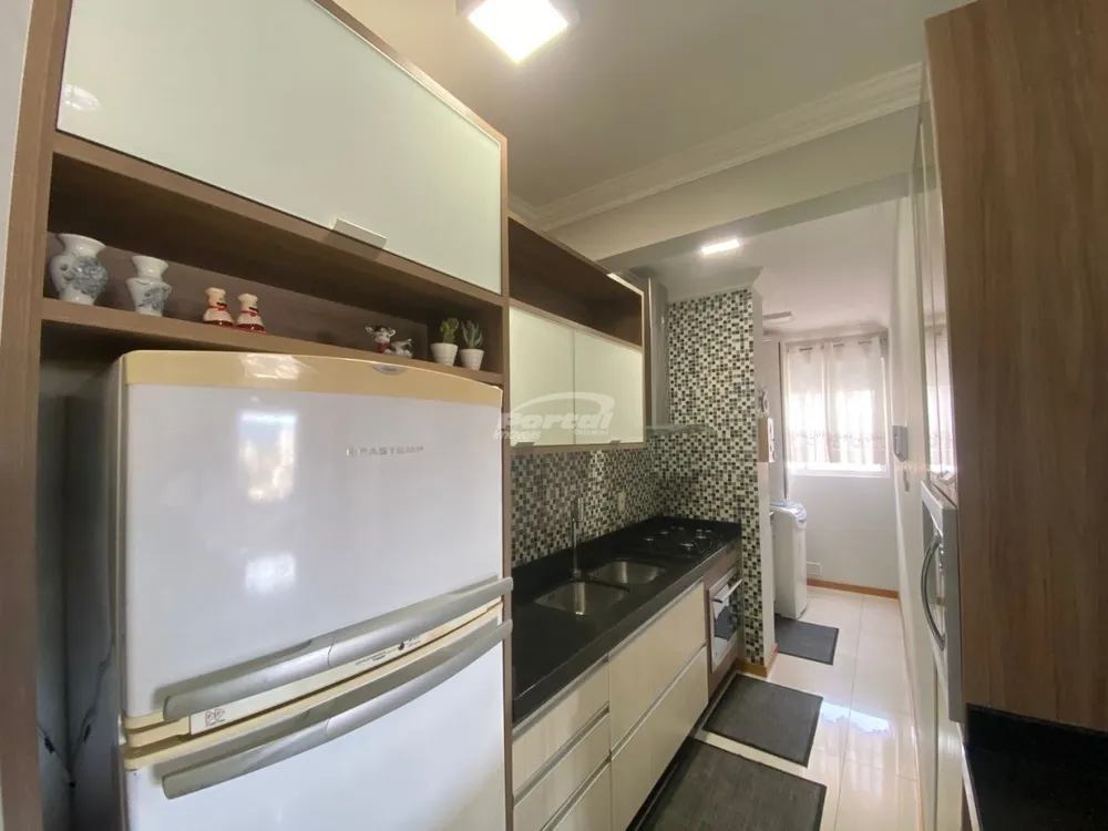Apartamento, 3 quartos, 76 m² - Foto 2
