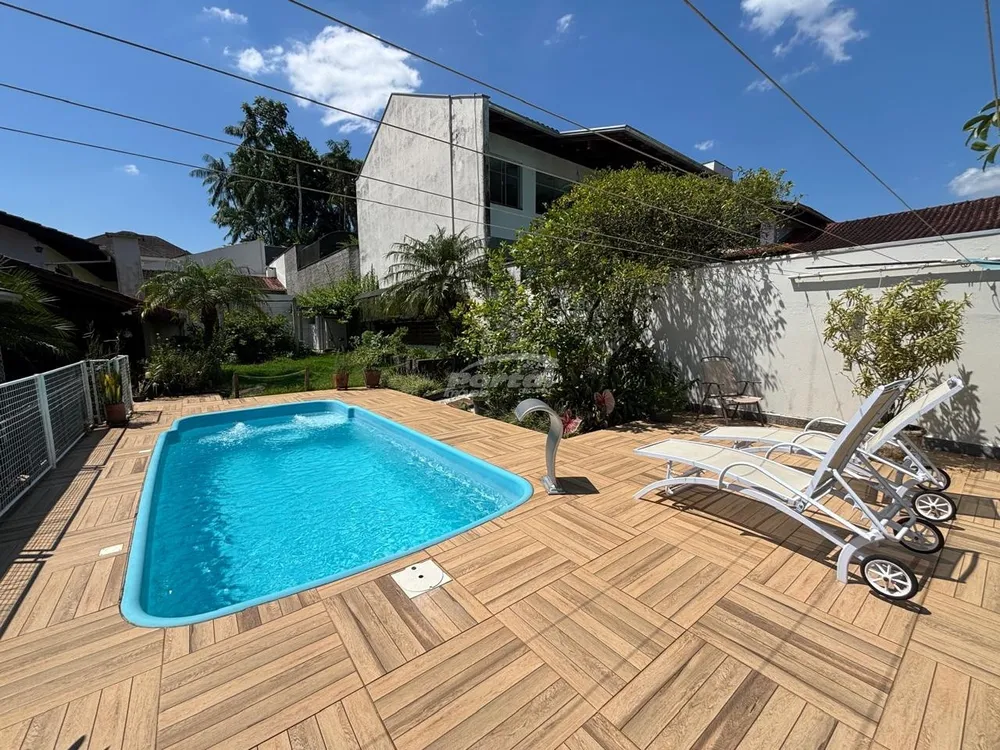 Casa, 3 quartos, 315 m² - Foto 3