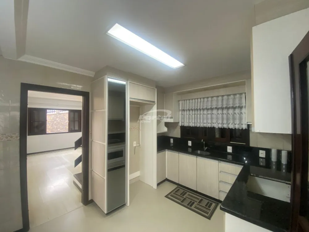 Casa, 4 quartos, 176 m² - Foto 3