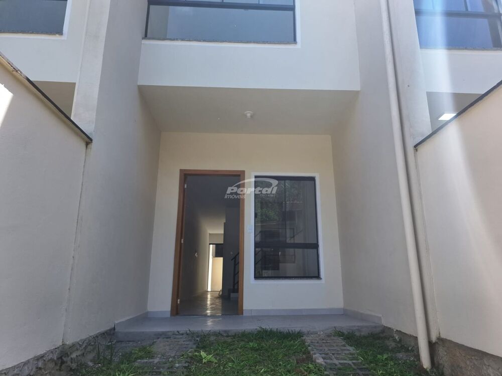 Casa à venda com 2 quartos, 76m² - Foto 1