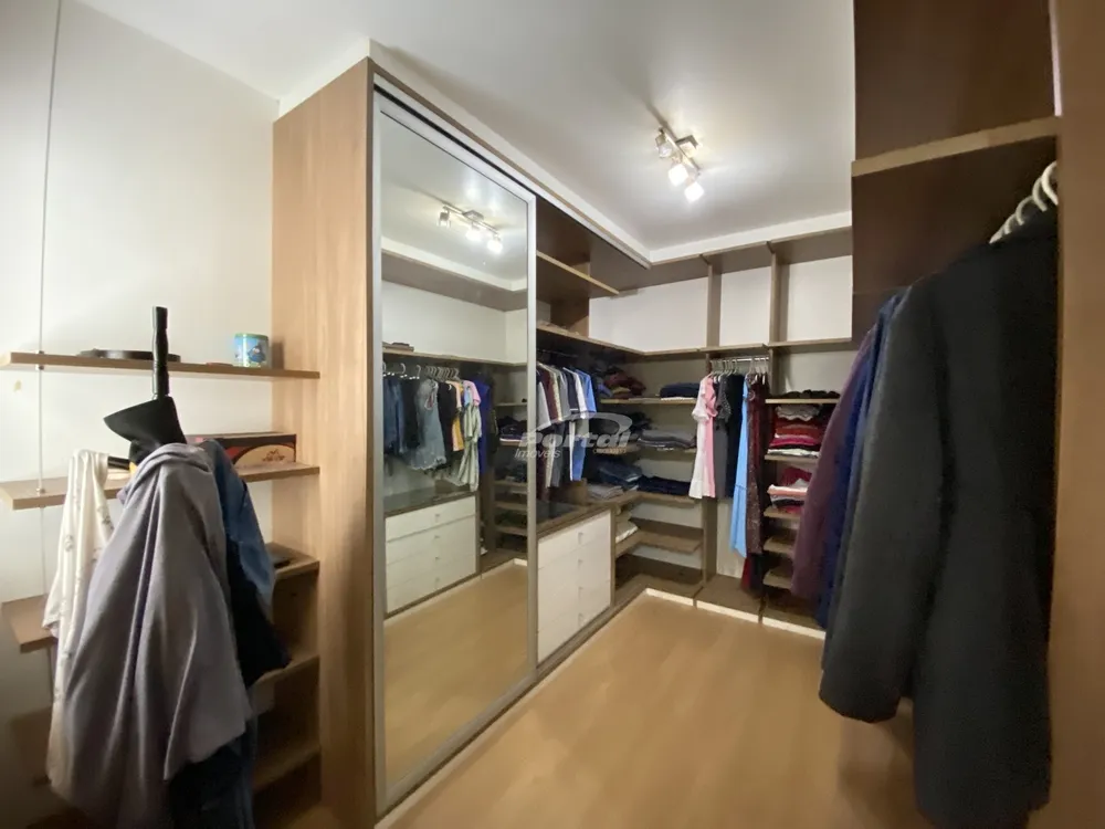 Casa, 5 quartos, 244 m² - Foto 5