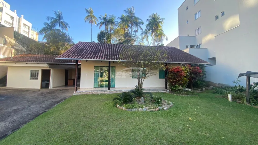 Casa, 3 quartos, 184 m² - Foto 1