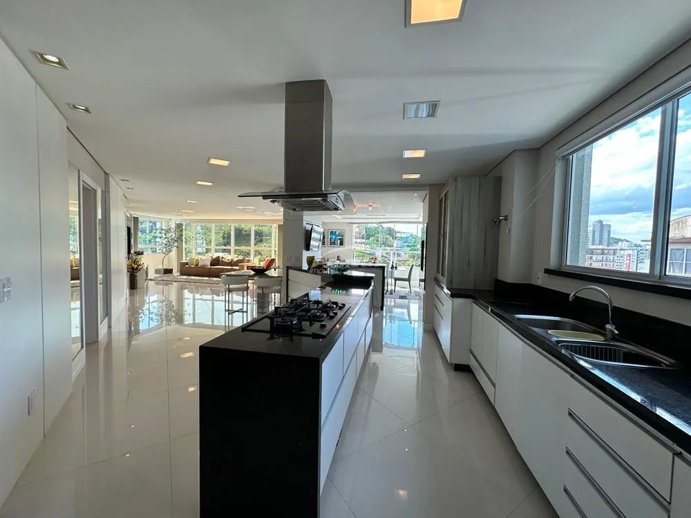 Apartamento, 3 quartos, 240 m² - Foto 4