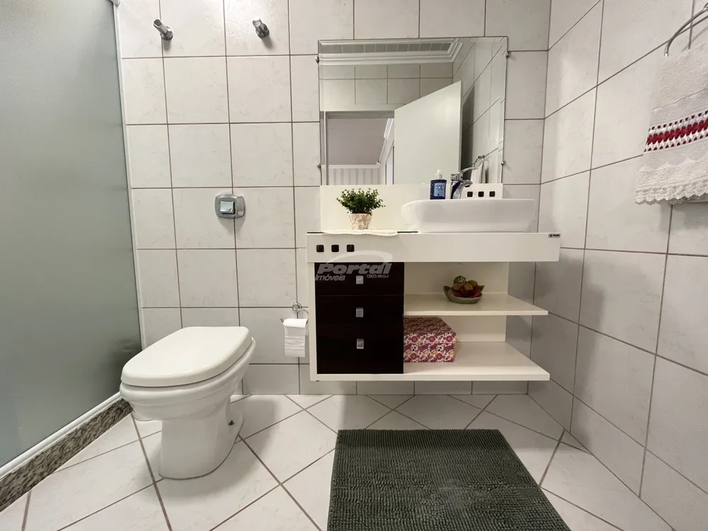 Casa, 3 quartos, 231 m² - Foto 8
