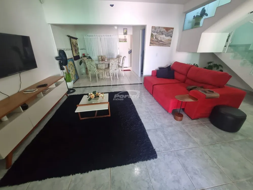 Casa, 3 quartos, 177 m² - Foto 3