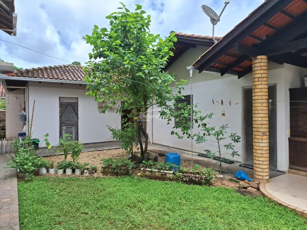 Casa, 3 quartos, 246 m² - Foto 4