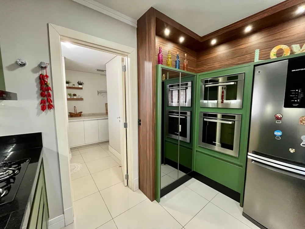 Apartamento, 3 quartos, 150 m² - Foto 2
