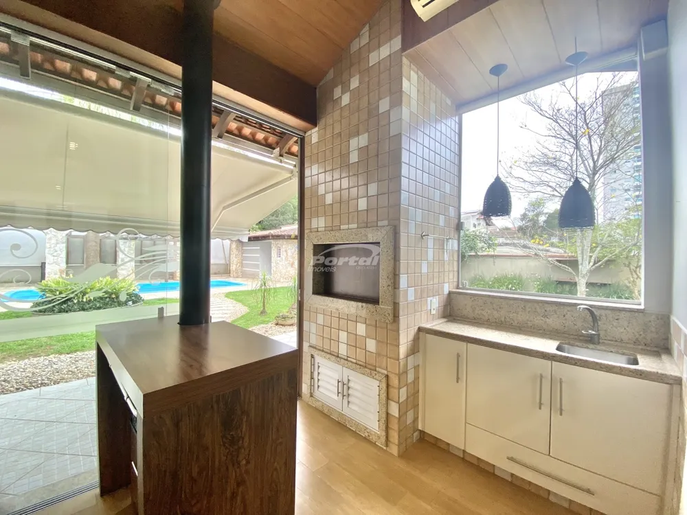 Casa, 4 quartos, 221 m² - Foto 8