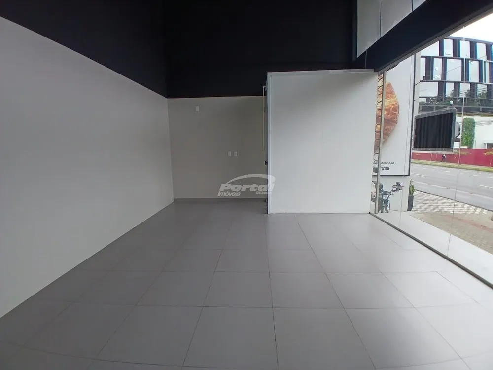 Loja-Salão, 200 m² - Foto 2