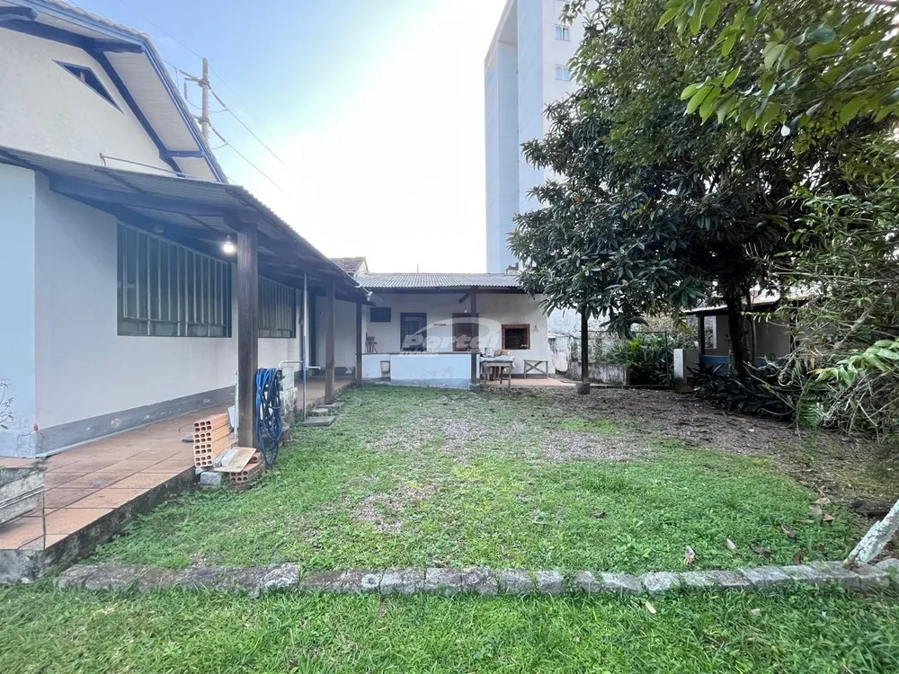 Casa, 4 quartos, 218 m² - Foto 6