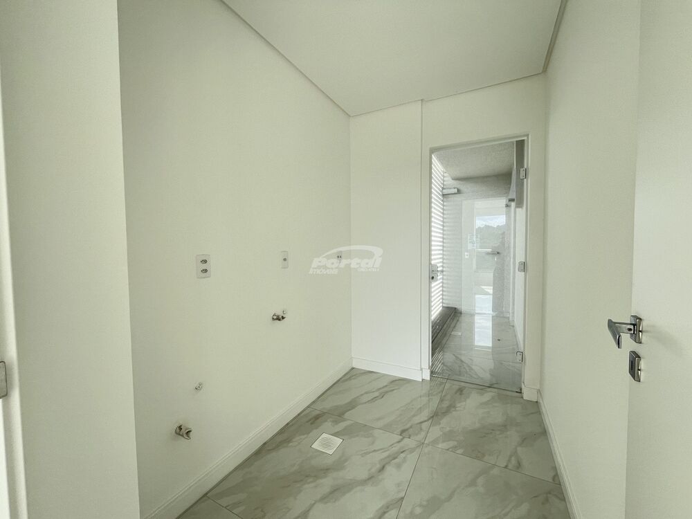 Apartamento à venda com 3 quartos, 107m² - Foto 4