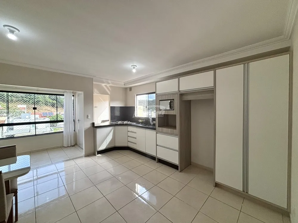 Apartamento, 2 quartos, 70 m² - Foto 2