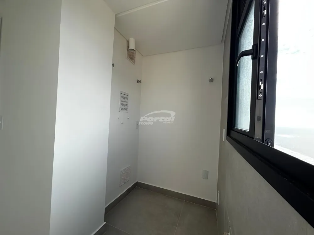 Apartamento, 3 quartos, 137 m² - Foto 2