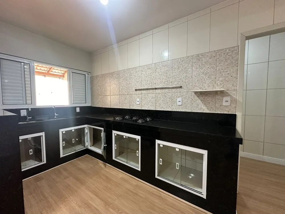 Casa, 3 quartos, 80 m² - Foto 1