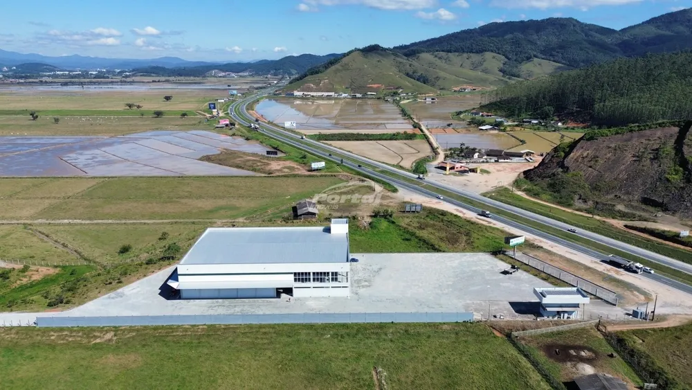 Depósito-Galpão, 3000 m² - Foto 1