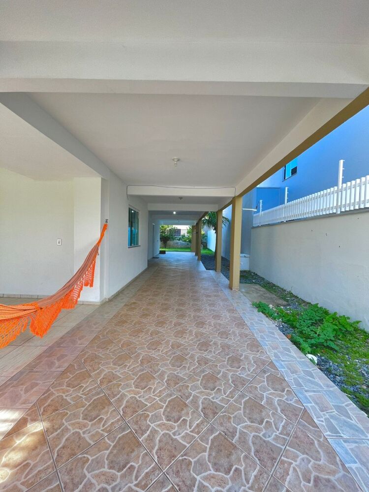 Casa à venda com 5 quartos, 290m² - Foto 4