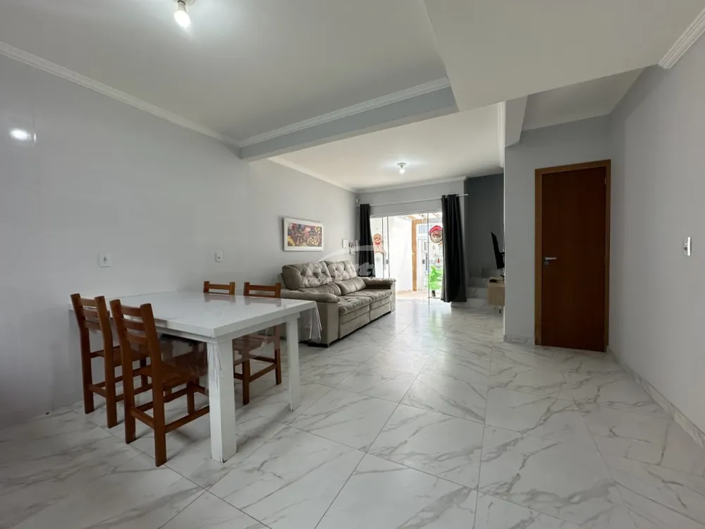 Casa, 2 quartos, 78 m² - Foto 4
