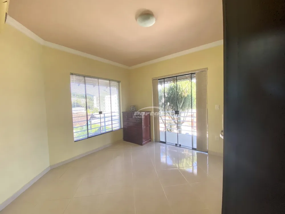 Casa, 3 quartos, 199 m² - Foto 4