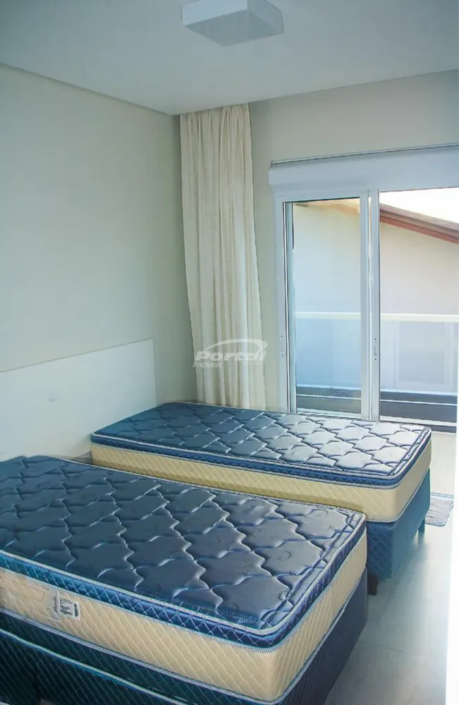 Casa, 4 quartos, 246 m² - Foto 2