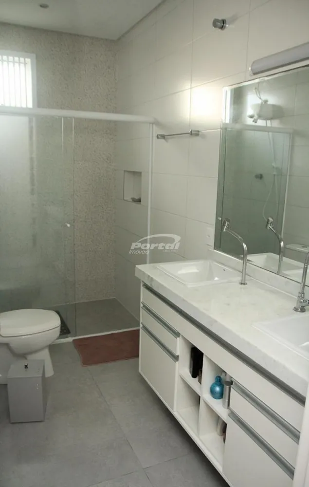 Casa, 4 quartos, 246 m² - Foto 3